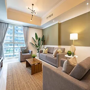 Luxe Near Mall Burj Khalifa Pool Gym Parking شقة